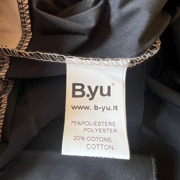 NWT - B-YU Pleated Skirt - Size Med - Made in Italy - Picture 11 of 13